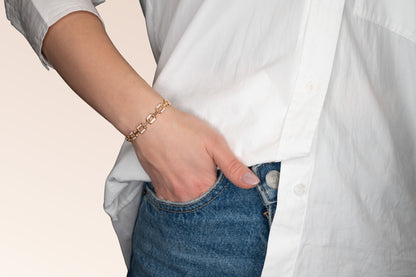 Brățară placată cu aur 18 K Alissa, model cu zale fixe si pietre albe, lungime 17,5 cm cu o prelungire fixa de 2 cm