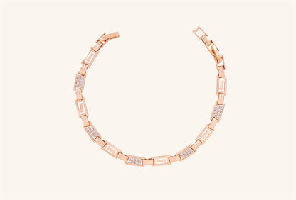 Brățară placată cu aur 18 K Iulia, cu pietre albe de zirconiu , lungime 18 cm cu o prelungire fixa de 2 cm.