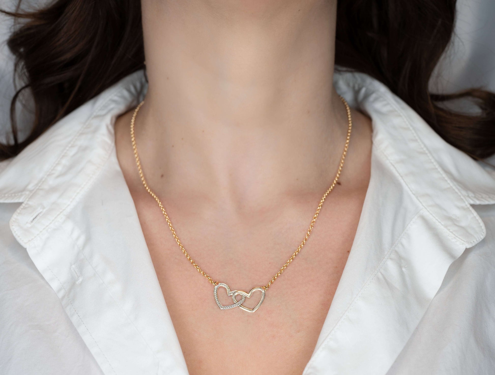 Colier placat cu aur 18 K Elena, pandantiv cu inimioare, lungime 45 cm