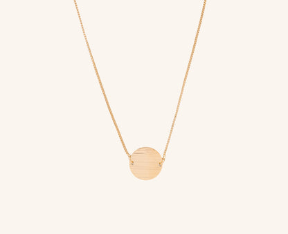 Colier placat cu aur 18 K Emilia cu pandantiv in forma de banut, lungime 40,5 cm cu prelungire 6 cm