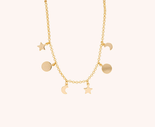 Colier Sophia, lanț placat cu aur cu detalii stelare și lunare, lungime 39.5 cm.